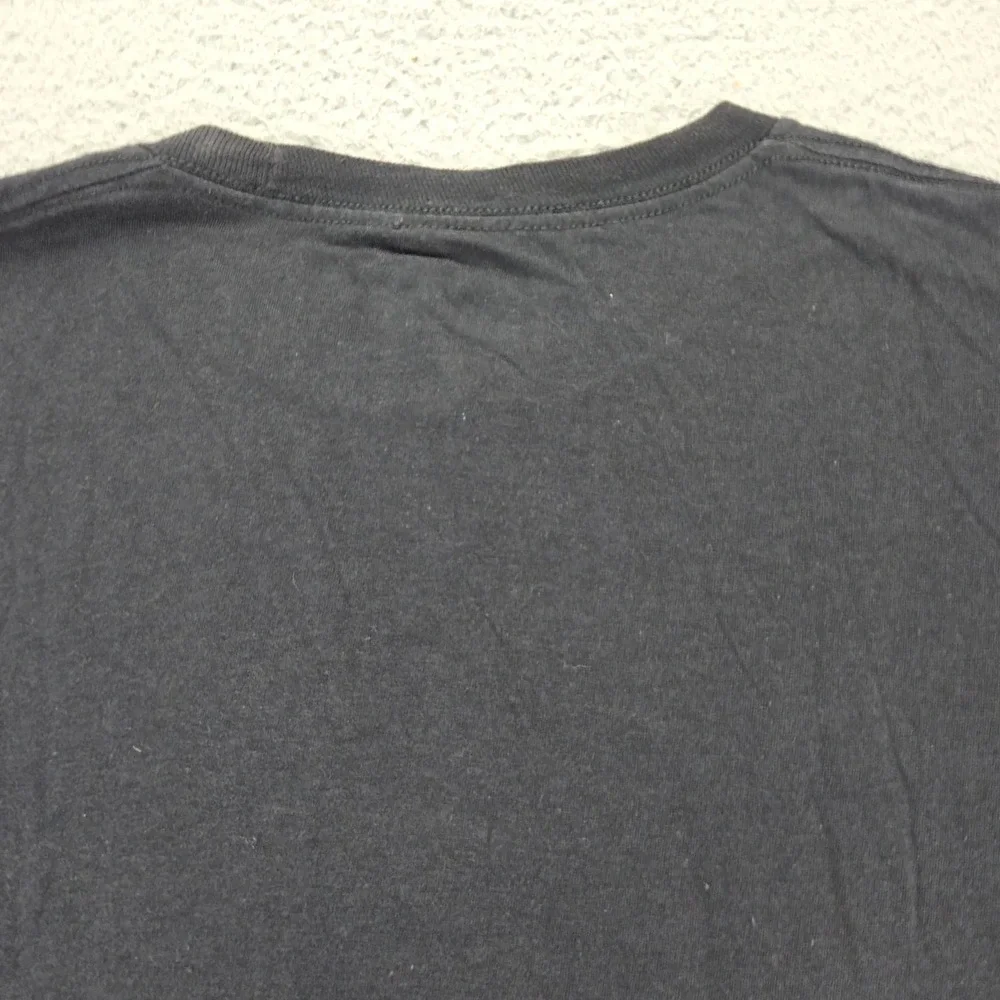 Levis Shirt Mens Large‎ Black Graphic Print Short Sleeve Colorful Retro